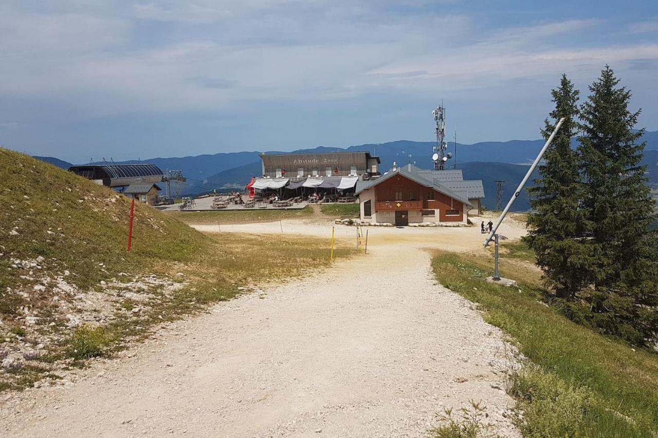 Studio Chaleureux Aux Pieds Des Pistes De Ski Des Glovettes Villard-de-Lans Bagian luar foto